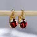 Elegante vergoldete Creolen mit ovalen roten AAA-Zirkonia-Steinen für modische Damen - Gold Rot Zirkonia
