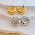 Elegant 18K gold plated chunky C-shaped hoop earrings in polished gold and silver - Mirror Large Style (G217) / 26x27x10mm / Gold