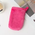 Weicher rosa Flanell-Make-up-Entferner-Handschuh für sanfte Gesichtsreinigung - Fuchsia