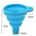 Entonnoir pliable en silicone bleu avec diamètre supérieur 8 cm et hauteur 7 cm pour liquides - Grand / Bleu