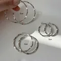 Pendientes de aro retorcidos de plata 925 pulida disponibles en 3cm 4cm y 5cm de diámetro - Perno Plata (4cm)