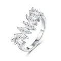 Elegante anello in argento sterling S925 con moissanite taglio marquise e oro bianco - Anello in Moissanite Taglio Marquise (R15756)