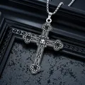 Collier croix vintage en acier inoxydable orné de motifs celtiques gravés complexes - Pendentif Croix Nœud Celtique (L840-A)