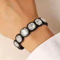Elegante bracciale con cristalli quadrati, cornici nere e pietre sfaccettate al polso - Bracciale Rigido con Pietra Quadrata (1361) / Canna di fucile
