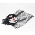 Vue détaillée du masque du Jour des Morts avec couronne de roses noires et voile résille - Masque intégral en EVA avec toile d'araignée