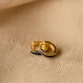 Vintage vergoldete Creolen mit irisierender Opal-Einlage für einen eleganten Look - 18K Vergoldet / Ein Paar / Tiefblauer Opal