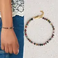 Pulsera artesanal de cuentas de piedra natural de colores con detalles dorados - Arcoíris