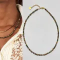 Collar de cuentas de piedra natural de colores con un colgante de corazón dorado - Mezcla Vintage