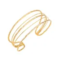 Brazalete abierto martillado de varios hilos en oro de acero inoxidable 304 - Estilo Dorado en Capas