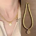 Collar vintage con colgante de moneda de oro y cuentas de piedra natural verde claro - Estilo Moneda Conmemorativa de Cuentas de Ábaco