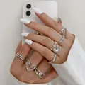 Vintage silver heart ring set with dark aesthetic minimalist design for women fashion - 5589601
