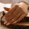 Set of 7 elegant gold-plated knuckle rings for women - Gold Simple Thin Geometric Ring 7-Piece Set (5143901) / Gold