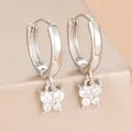 Boucles d'oreilles créoles avec pendentif papillon en zircon et acier inoxydable - Boucles d'oreilles pendantes papillon (Y27359) / Ensemble deux pièces / Argent-Blanc