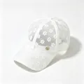 Casquette de baseball élégante en dentelle florale blanche avec badge en strass pour femme - Blanc Strass Logo Rond M / Adulte, Circonférence du chapeau 58cm réglable