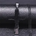 Collier pendentif croix en acier inoxydable noir avec design évidé de branches d'arbre - Noir