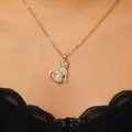 Elegante goldfarbene Edelstahl-Katzenhalskette mit funkelnden weißen Steinen für Damen - 07 Goldoptik X376