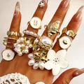 Set of bohemian gold rings with Baroque pearls and white enamel flower charms. - Gold Shell Flower Artificial Pearl Style (32454-ring-G-EP) / 8-10 Pieces/Pack / Gold