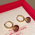 Pendientes de aro de granada roja vintage con detalles dorados - Pendientes de Granada de Frutas (Par)