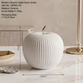 Décoration pomme moderne en céramique blanche texturée avec tige dorée pour la maison - Pomme à Rayures Légères / L / Blanc
