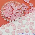 Detaillierte Makroansicht des rosa Glasfuchs-Anhängers für DIY Schmuck, 18x13mm - Hautfarbener Fuchs