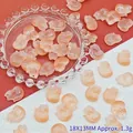 Detailansicht der 18x13mm Pfirsich-Glas-Fuchsanhänger für die Schmuckherstellung. - Orangener Fuchs