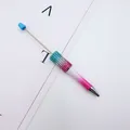 Handgefertigter DIY-Perlenstift mit funkelnden Strasssteinen und pinkem Farbverlauf - Zirkonia Eingelegt / Gradient Rosarot