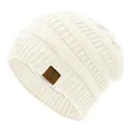 Vista dettagliata di un berretto in maglia color crema da donna con toppa a stella e pile - Stile semplice per adulti (B538) / Bianco