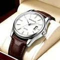Herrenarmbanduhr mit weißem Zifferblatt, Datumsanzeige und braunem Lederband - Herrenstil / Herrenuhr mit kafeebraunem Lederband, silbernem Gehäuse und weißem Zifferblatt