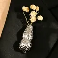 Spilla creativa a forma di arachide d'argento con fiori secchi - 23 Placcato in oro bianco 8542