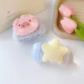 Set di due morbidi polsini in peluche per il lavaggio del viso con maialino e stella - 49 - Maialino stella blu (Polsino singolo)