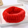 Braccialetto in flanella di peluche rossa per lavaggio viso e cura pelle - 94 - Rosso vivo (singolo cinturino)