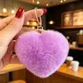Simpatico portachiavi a cuore in peluche lavanda con gancio dorato per borse e zaini - Cuore Viola