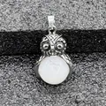 Pendente vintage a forma di gufo in argento con inserto in perla di pietra naturale bianca - Ciondolo Solo (Senza Catena) (0501) / Cristallo di rocca