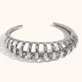 Bracciale a polsino esagerato in acciaio inossidabile con design a spirale cava in argento - Stile di Texture 3D a Spirale Cava Argentata (B0585_Silver)