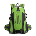 Grüner Outdoor-Wander- und Trekkingrucksack für Reisen und Radsportaktivitäten. - 36-55L / Einfache Taillenunterstützung / Grün