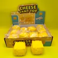 Set de jouets anti-stress en forme de fromage jaune dans une boîte de présentation de 12 - Fromage Carré (02) / Environ 5cm