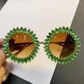 Glamorous party-style round sunglasses embellished with green crystals and brown UV400 lenses - Green (Brown Lens/Gold Base)