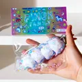 Wolkenförmiges Squishy-Spielzeug mit Sternenpailletten in bunter Pixel-Art-Verpackung - Wolkenblase String (JY-322532) / Weiße Sterne auf Blau