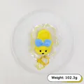 Schattige gele puppy cartoon siliconen squishy sleutelhanger met blauwe strik charm - Kneedbaar puppy slipper speelgoed (Q-015) / Geel En Blauw