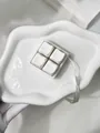Llavero minimalista blanco de 4 teclas para probador de interruptores de teclado mecánico antiestrés - Chocolate blanco puro