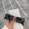 Chic rimless rectangle sunglasses with gradient gray lenses and gold accents - Universal / Gold Frame Grey Lens