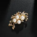 Elegant gold floral brooch with pearls and sparkling rhinestones for formal dresses - Botanical Floral Artificial Pearl Style (XD1323) / Gold