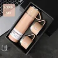 Vista dettagliata del set regalo bottiglia sottovuoto 500ml rosa pesca in scatola - 500ml / Rosa