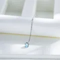 Elegante orecchino a catenella in acciaio al titanio con zircone blu chiaro da 4 mm incastonato - Catena per Orecchio (A1584-5#) / Perno 1.0mm / Blu Mare Chiaro (Pezzo Singolo)