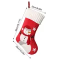 Festlicher roter Weihnachtssocken mit Schneemann-Stickerei und detaillierten Größenangaben - Schneemann-Stil / Rot