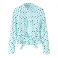 Chaqueta camisera de lunares azul claro de moda con lazo en cintura y bolsillos de pecho - XS / Tops / Azul