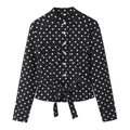 Casual zwart-witte polkadot overhemdjas met lange mouwen en een ceintuur in de taille - XS / Tops / Zwart