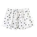 Detailansicht der modischen weiß-schwarzen Polka-Dot-Shorts mit einem schicken Ballon-Saum - XS / Unterteile / Weiß