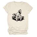 Vue détaillée de l'imprimé tête de cochon sur un t-shirt beige à manches courtes pour femme - S / Hauts / Sable