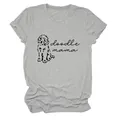 Détail d'un t-shirt gris à col rond présentant une illustration de chien 'doodle mama'. - S / Hauts / Gris clair
